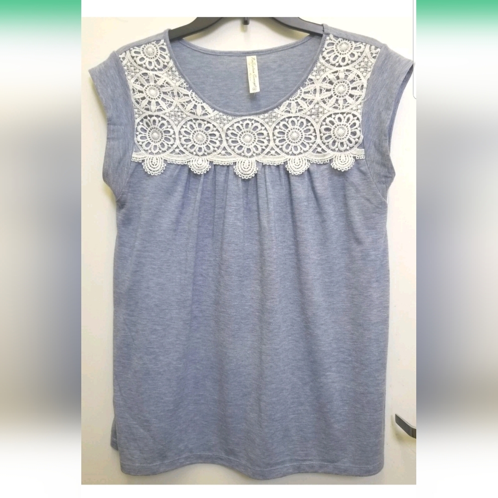 Boutique Style Women's Top Size XL